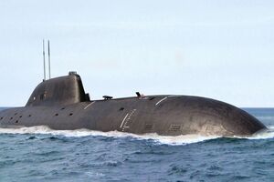 Суммарный залп подводных носителей противника составляет восемь ракет