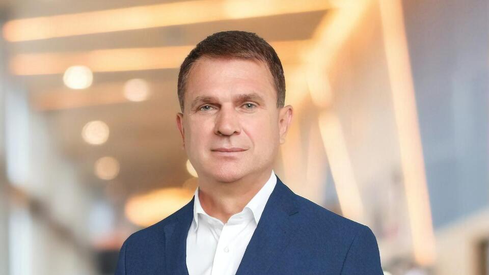 Бабашов активно выражает публичную поддержку путинскому режиму, отмечают в Минюсте