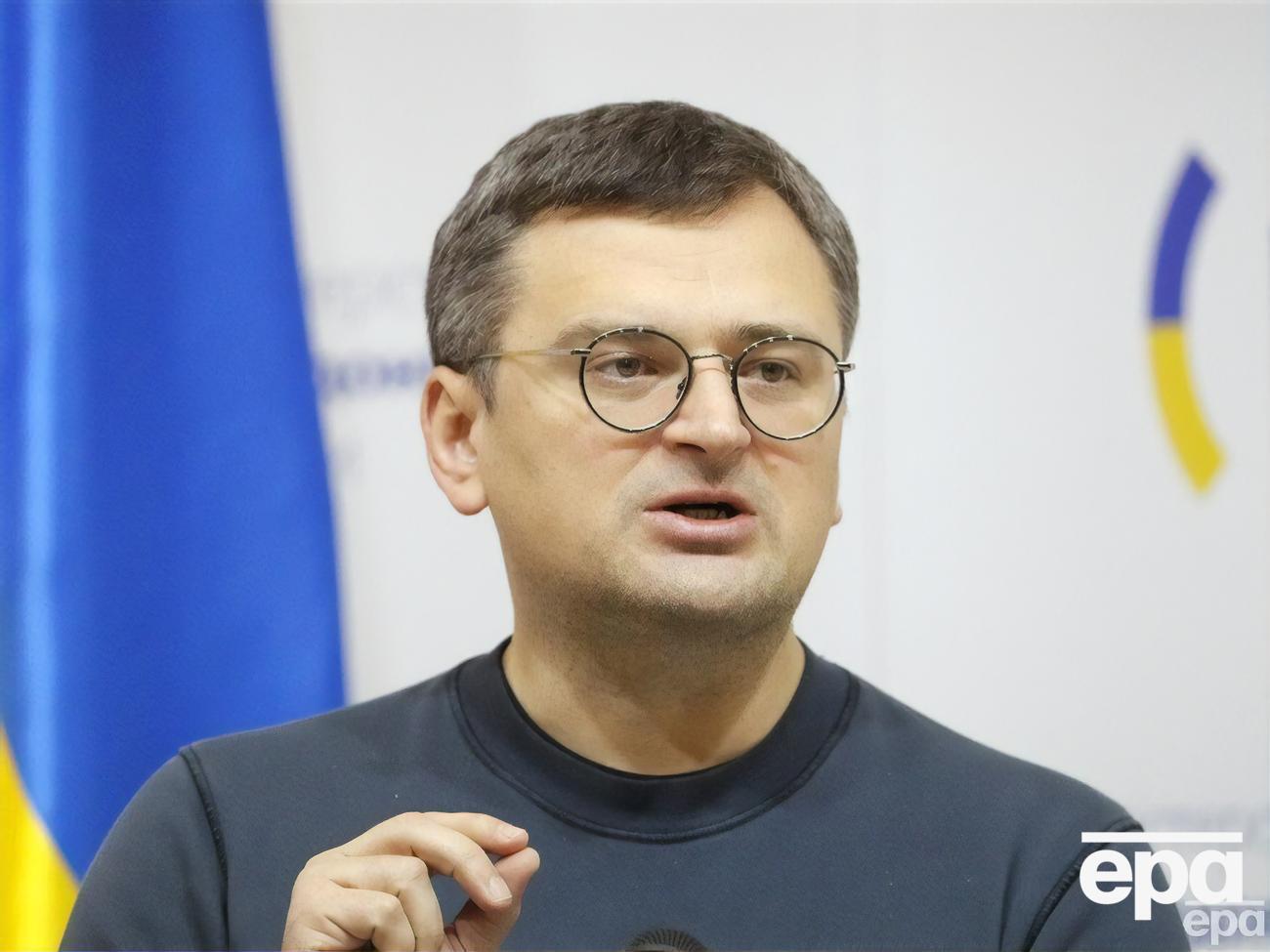Кулеба нагадав, що Україна зараз повністю визнає юрисдикцію МКС і без ратифікації Римського статуту