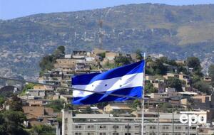 Гондурас был одной из 14 стран, которые признавали независимость Тайбэя от Пекина