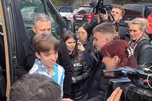 Дітей окупанти примушували слухати російський гімн