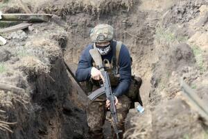 Бійці тренуються у різних локаціях