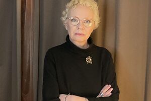 Ларина: В России политические убийства, нападения на человека из-за того, что он кого-то раздражает, – это нормально. За это не то что не осуждают – это приветствуется