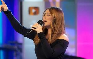 Ані Лорак заявила, що мовчить про напад РФ на Україну, бо вважає себе "музикантом, а не політиком"