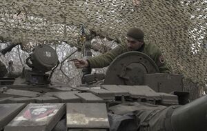 Украинские защитники продолжают отбивать десятки штурмов захватчиков каждый день