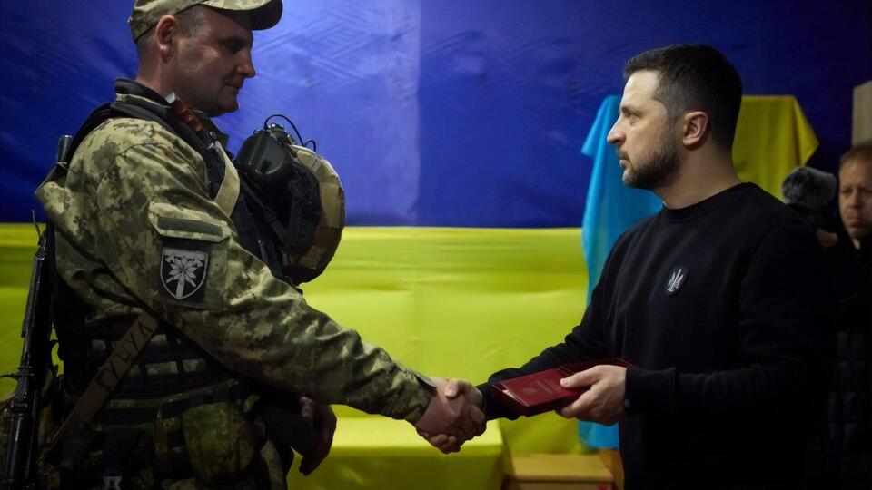 Зеленский пообщался с военнослужащими в Запорожской области