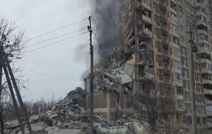 Авдеевка все больше становится похожей на "местность из постапокалиптических фильмов", отмечает глава ГВА