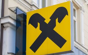 Австрійська група досі не пішла з Росії. За даними ЗМІ, банк заробив у РФ торік €2 млрд