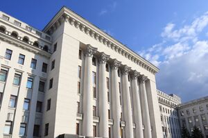 В ОП почали готувати зміни до законодавства щодо використання в рекламі символіки і назв, пов'язаних із війною