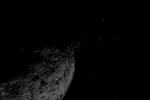 Космический аппарат сбросит на Землю капсулу с образцами почвы астероида Бенну