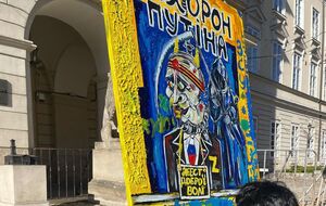 В будущем картину планируют снять в фильме Юрия Горбунова "Похороны Путина"