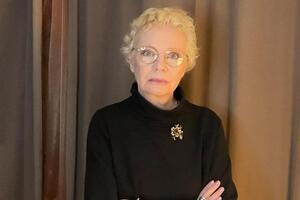 Ларина: Очень важно, чтобы вы, дорогие россияне, поняли, что вас нет