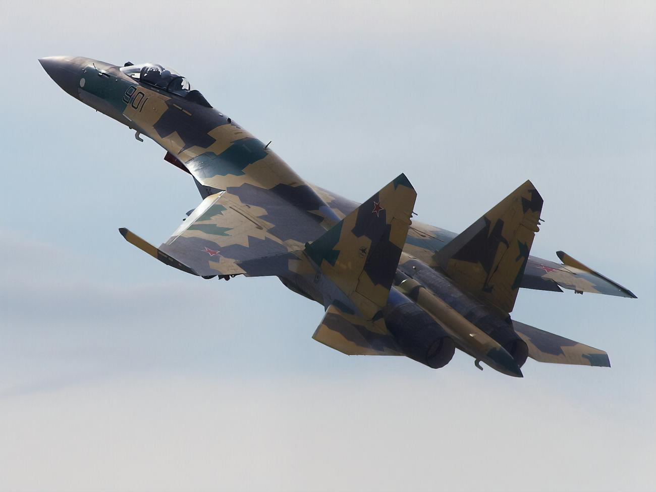 Росіяни почали активніше використовувати авіацію для бомбардувань України, зокрема літаки Су-35