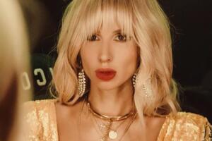 С 2004 года Loboda строит сольную карьеру