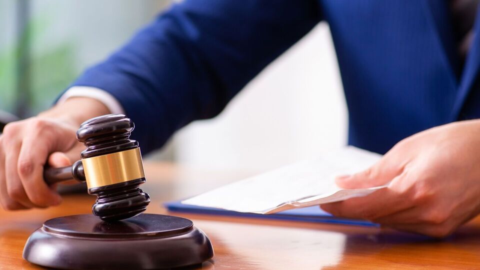 Суд 16 березня ухвалив вирок трьом підліткам, які зґвалтували однокласницю