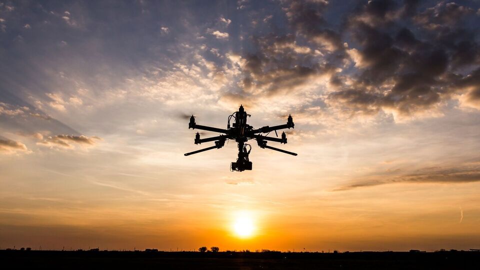 В результате атаки дрона якобы никто не пострадал