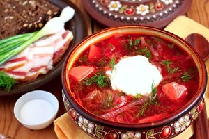 Головна причина втрати кольору – переварений буряк