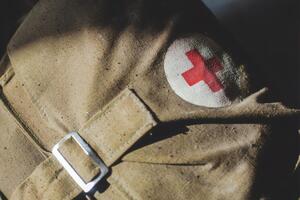 Оккупанты на захваченных территориях Украины переориентируют медицинскую систему на обслуживание собственных раненых