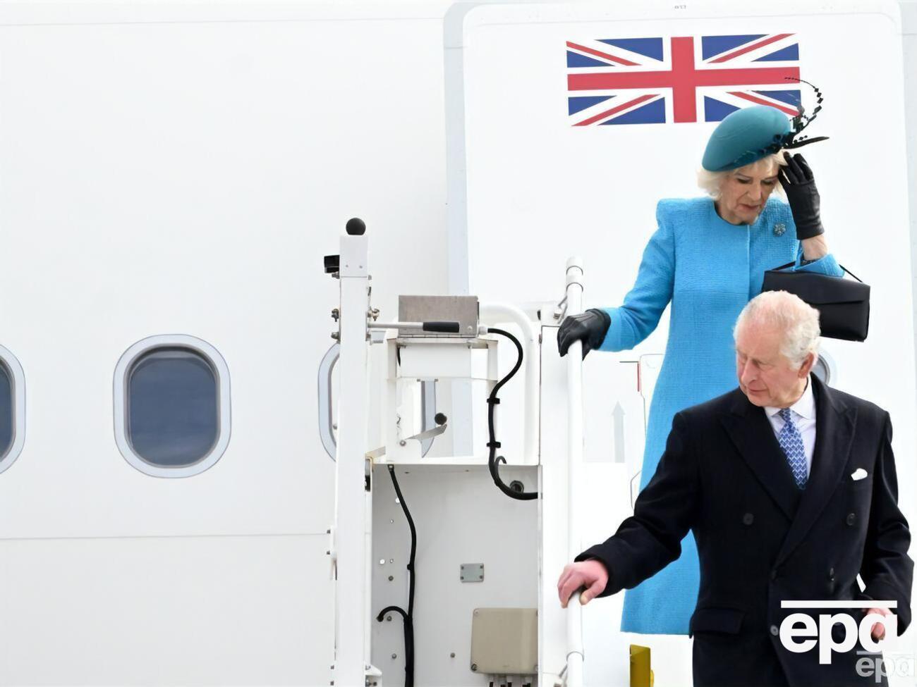 У Берлін король прибув із дружиною Каміллою