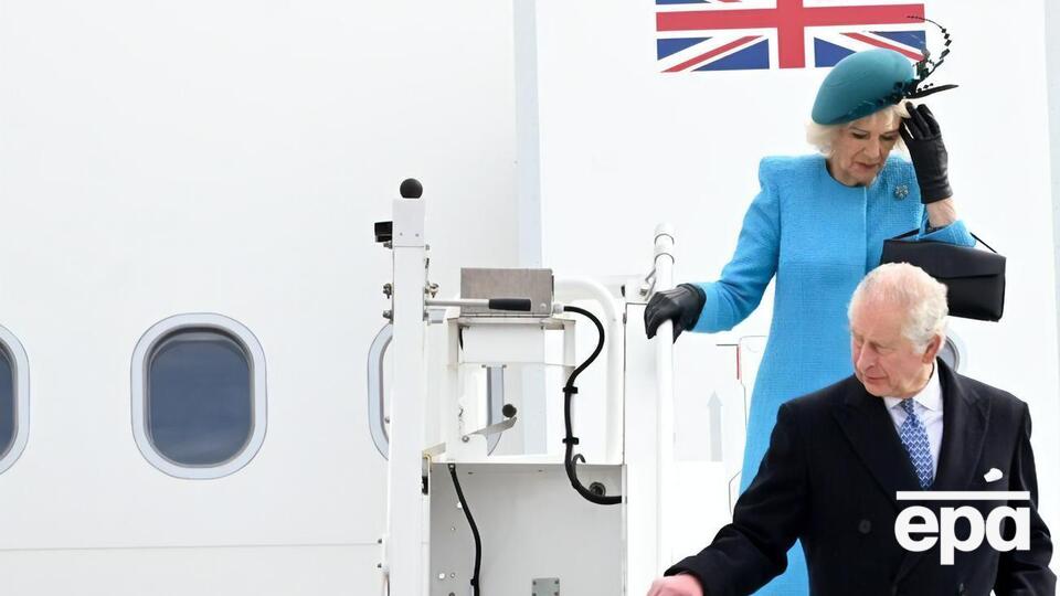 У Берлін король прибув із дружиною Каміллою