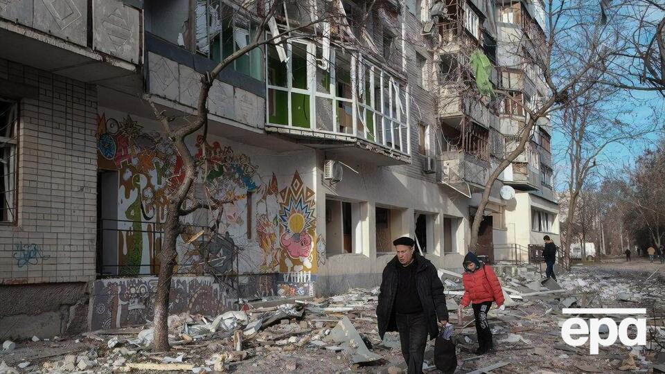 Четыре раза за сутки противник ударил по жилым кварталам Херсона