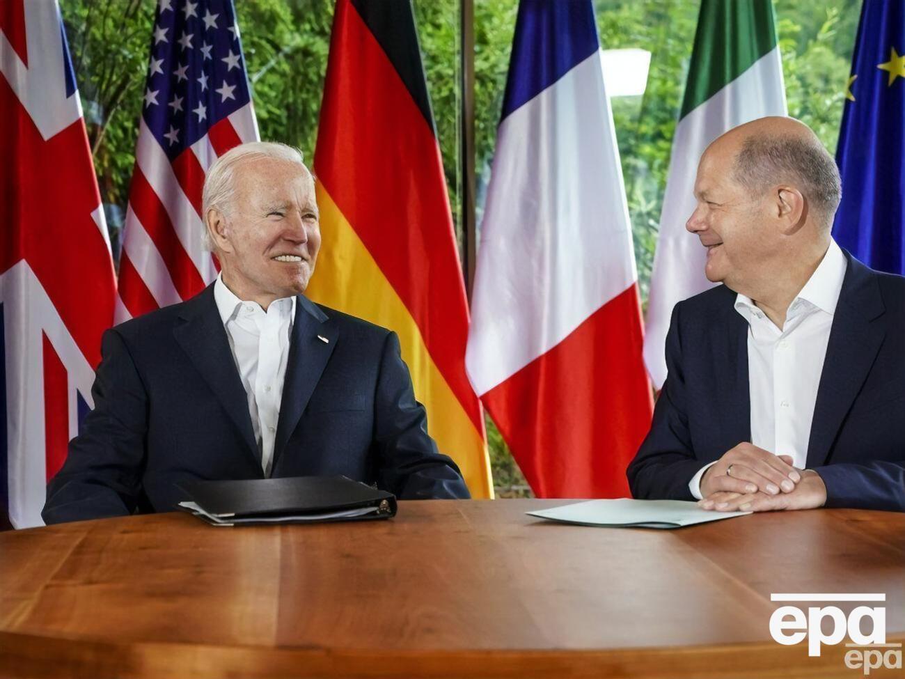 За даними ЗМІ, переговори Байдена і Шольца відбудуться "без фанфар" і лідери не планують спілкуватися з пресою