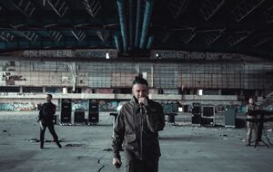 Робота над зйомками кліпу "Фортеця Бахмут" тривала три доби на справжніх позиціях під час виконання бойових завдань під Бахмутом