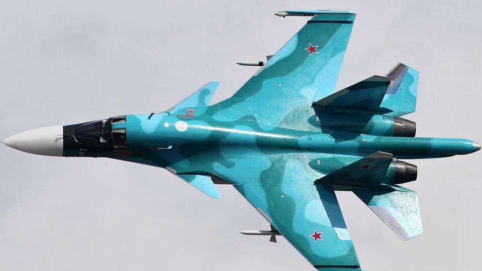 Російський винищувач-бомбардувальник Су-34 збили українські зенітники, зазначили ПС ЗСУ
