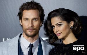 Супруга Макконахи успела снять на видео то, что происходило на борту самолета, когда он находился в зоне турбулентности