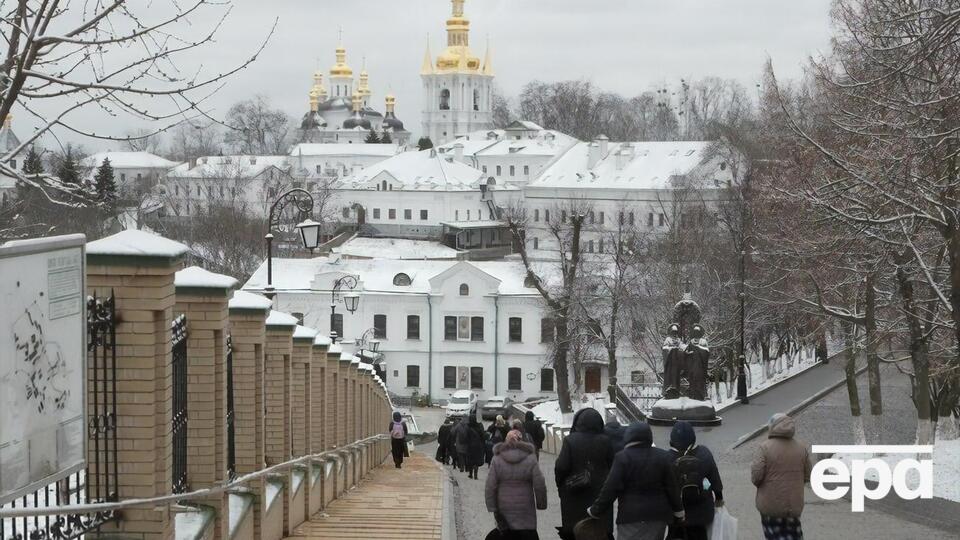 Монахи должны были покинуть Лавру до начала работы комиссии