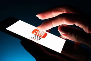 Тільки "ВКонтакте" зможе скласти конкуренцію YouTube у РФ, зазначив Forbes