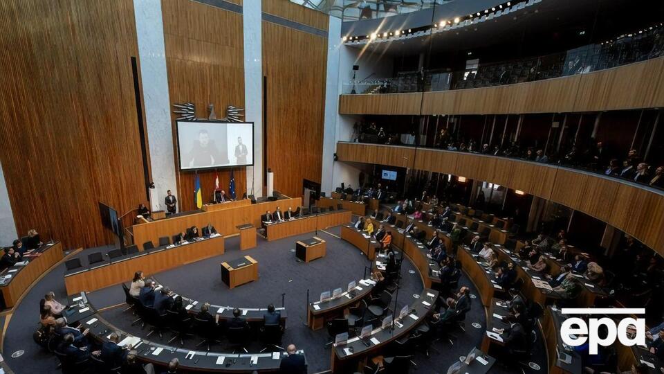 Зеленский обратился к парламентариям и народу Австрии по видеосвязи