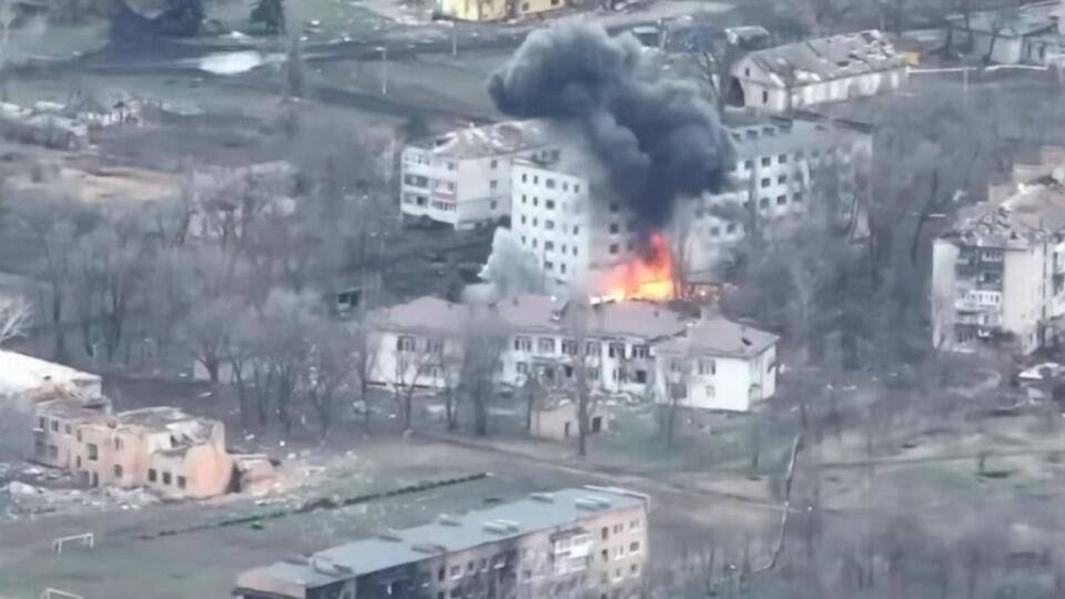 В результате удара сдетонировал боекомплект