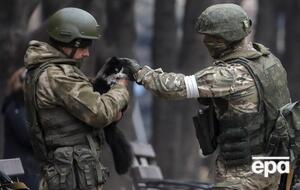 Общение с животными социализирует защитников после фронта, считают врачи