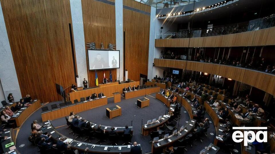 Бойкот Зеленскому устроили представители одной из пяти политсил парламента Австрии