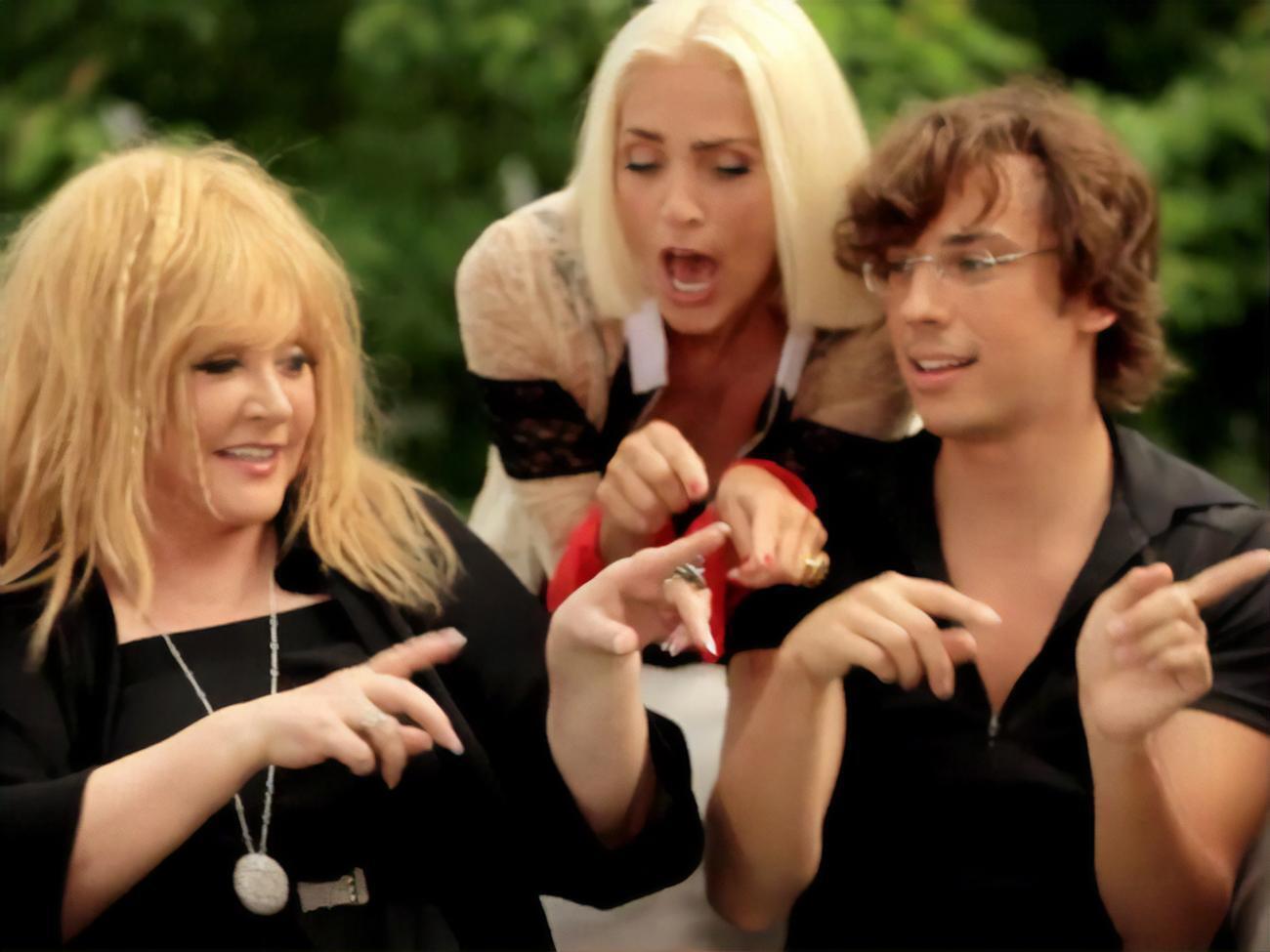 Вайкуле с Пугачевой и Галкиным связывает многолетняя дружба