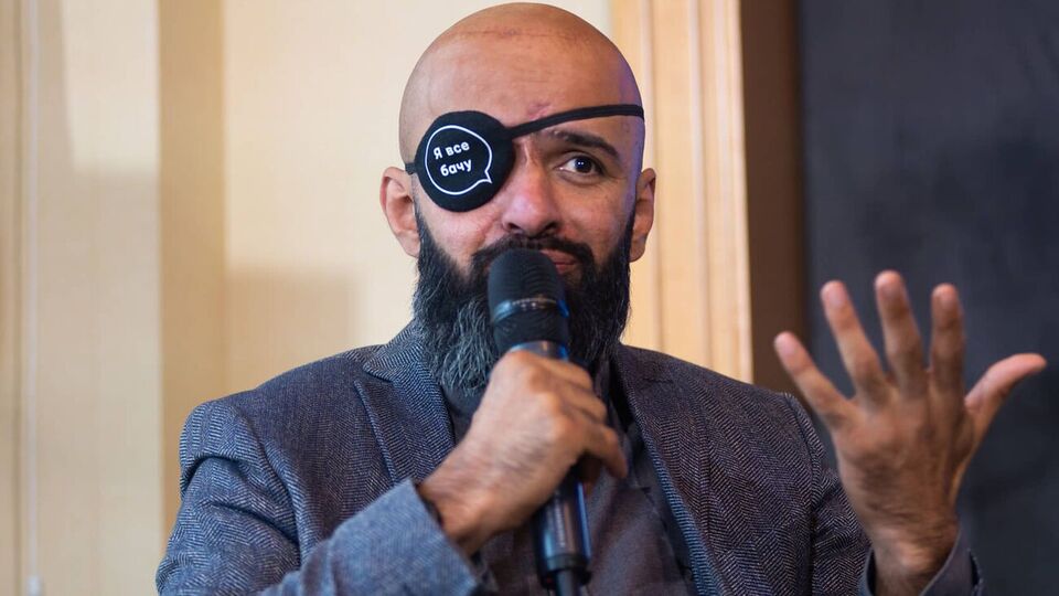 "Блюр" на фотографії Найєма соцмережа поставила на підставі того, що вона містить "сцени насилля чи жорстокості"