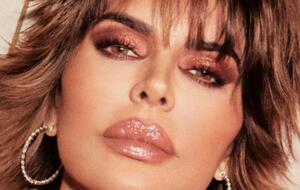 Ринна предстала в эпатажном образе