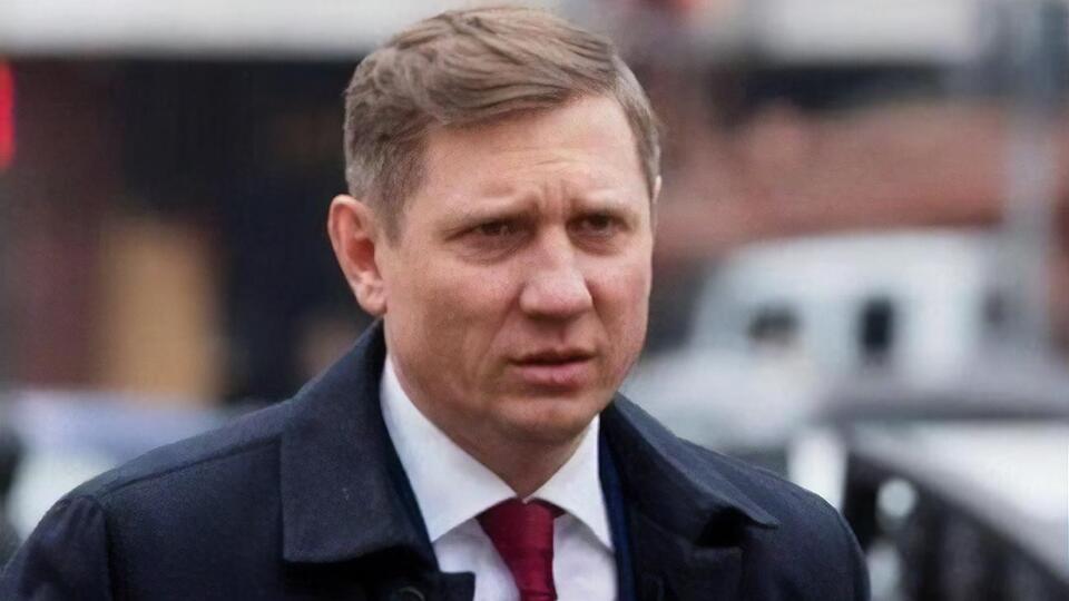 Шахов в течение семи месяцев ни разу не появился в суде и не предоставил документов о том, что он находится на лечении за границей