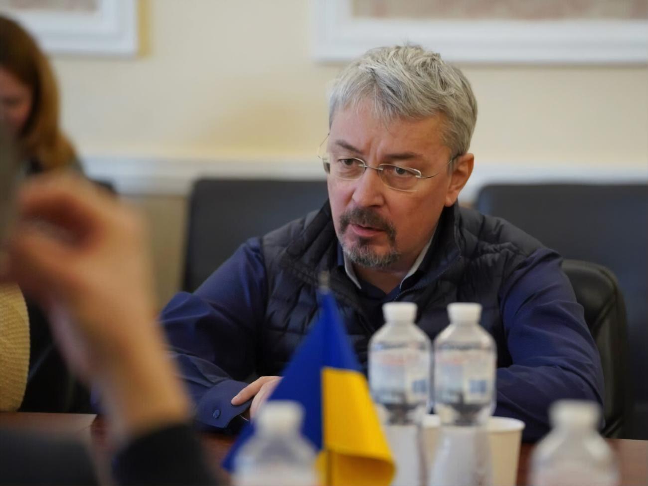 Будемо вирішувати ситуацію в законний спосіб, заявив глава Мінкульту