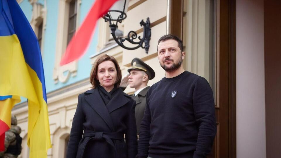 Зеленский встретился с Санду
