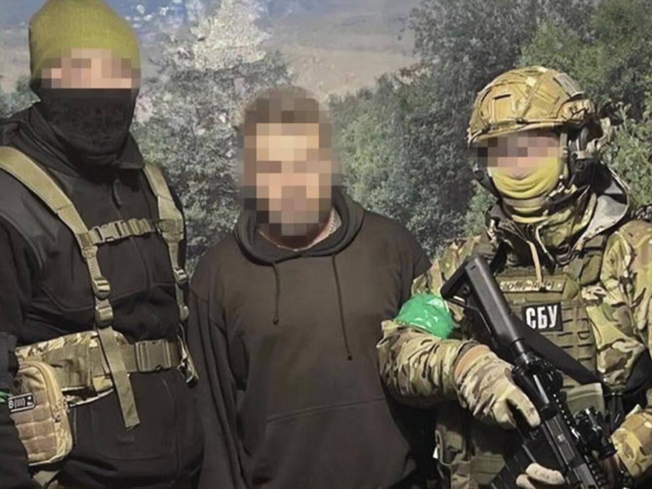 Следователи СБУ сообщили задержанным о подозрении по статье о коллаборационной деятельности