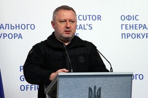 Костін зазначив, що зараз розглядають три варіанти створення трибуналу, два з них пропонує Україна