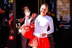 Костюк (на фото) в финале турнира WTA 250 вечером 5 марта сыграет против россиянки Грачевой