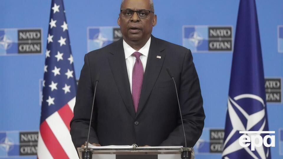 Остин заявил, что не будет считать отход из Бахмута стратегической неудачей украинских войск