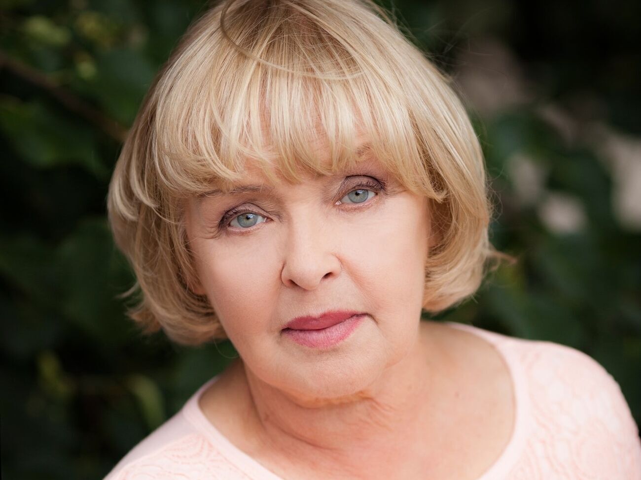 Роговцева:&nbsp;Дай силы и защиты каждому бойцу!&nbsp;Дай бог силы и защиты генералу Залужному!&nbsp;Молюсь и верю