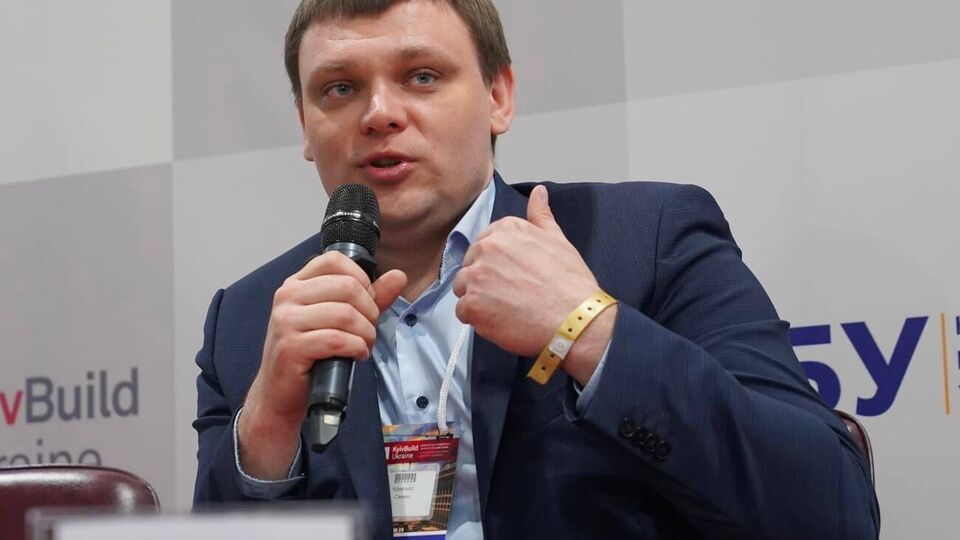 Ранее Кривонос возглавлял Госинспекцию архитектуры и градостроительства