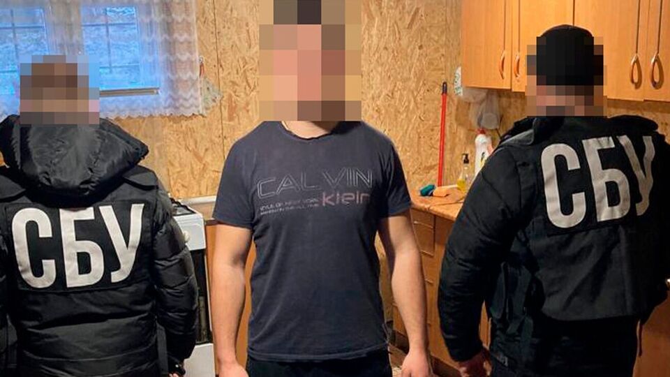 Чоловік своїми діями "сприяв загостренню внутрішньої обстановки в регіоні через розпалювання релігійної ворожнечі та ненависті", зазначили у СБУ