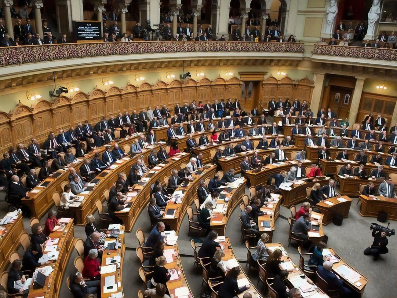 У парламенті Швейцарії відмовилися пом'якшити реекспорт зброї для України