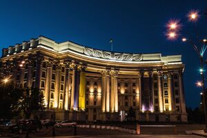 Угрозу нужно искать не в Украине, она лежит в России, которая всячески пытается еще больше втянуть Беларусь в войну, ответил Николенко на выпад Лукашенко